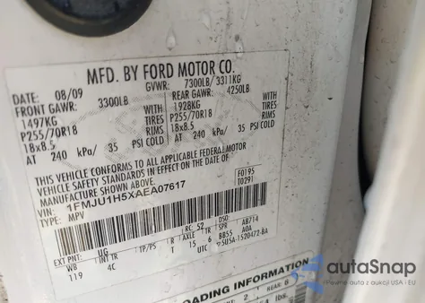 2010 Ford Expedition Eddie Bauer z USA, uszkodzony, nr VIN 1FMJU1H5XAEA07617